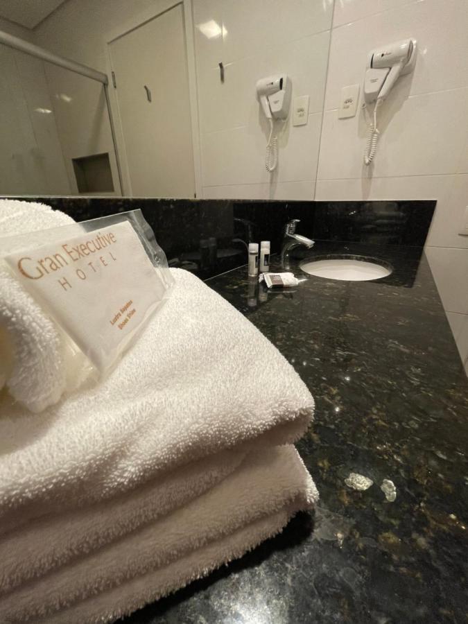 Gran Executive Hotel Uberlândia Kültér fotó